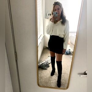 Chic Cream V-Neck Sweater for Women